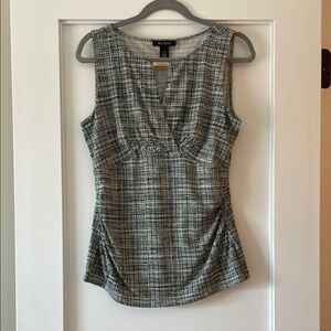 White House Black Market Fitted Sleeveless Blouse in Green and Gray
